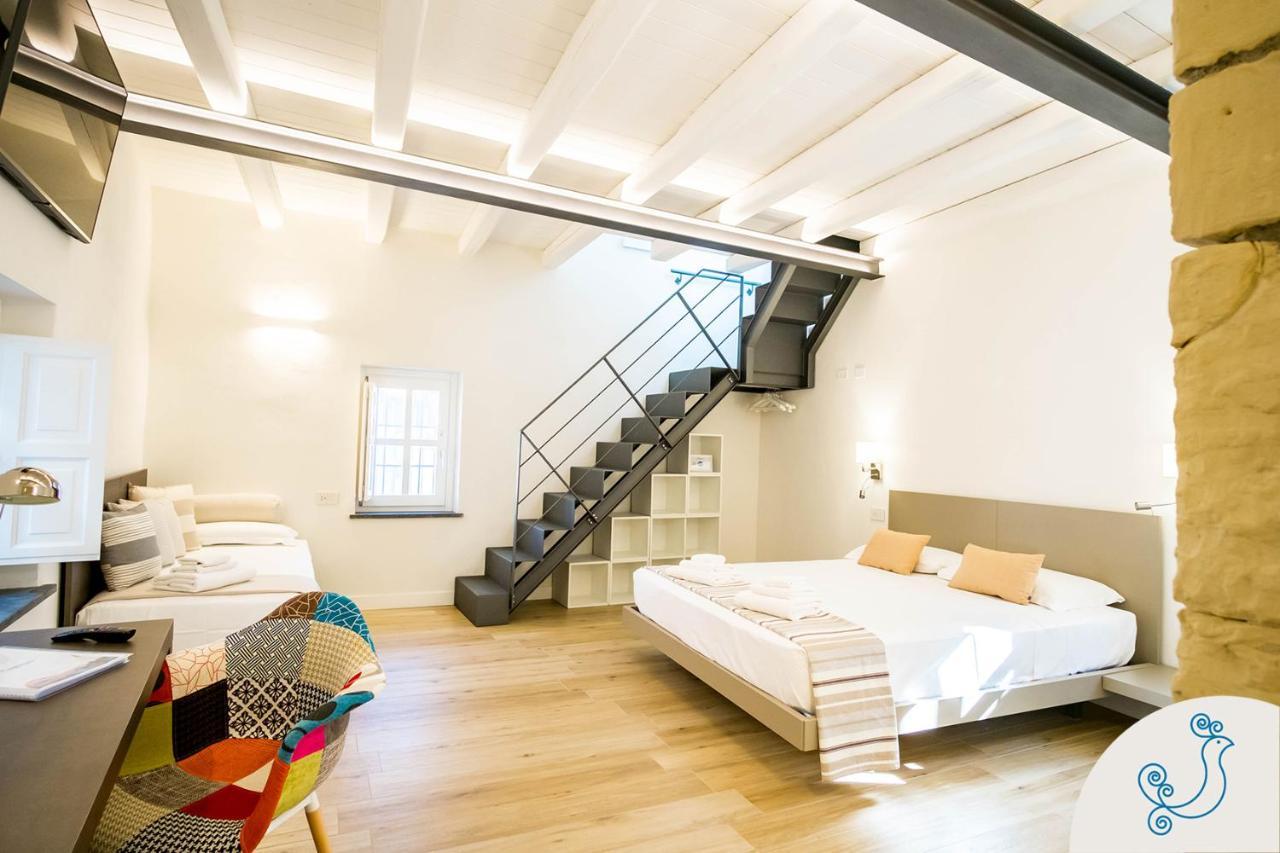 Karu Suites Cagliari Bagian luar foto