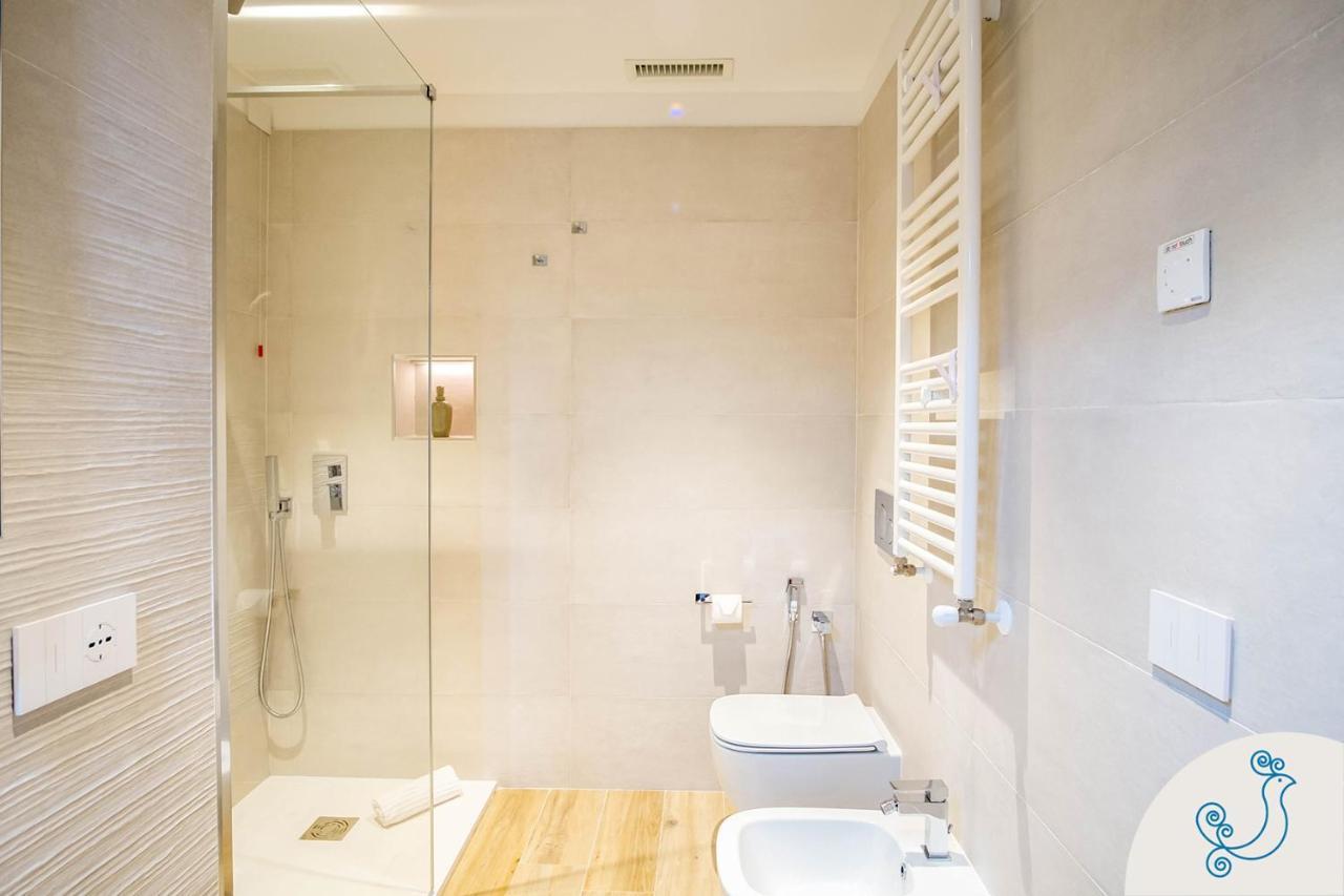 Karu Suites Cagliari Bagian luar foto